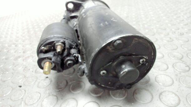 Foto: ANLASSER / STARTER ( SCHALTGETRIEBE ) eines Ford Sierra CLX