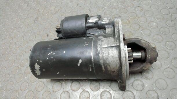 Foto: ANLASSER / STARTER ( SCHALTGETRIEBE ) eines Ford Sierra CLX