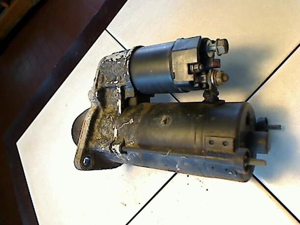 Foto: ANLASSER / STARTER eines BMW 316i S