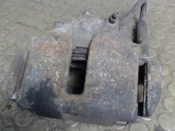 Foto: BREMSSATTEL VORN LINKS eines Opel Vectra Top