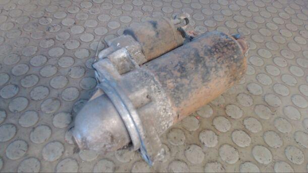 Foto: ANLASSER / STARTER BOSCH eines Audi 80 1.8 CLX