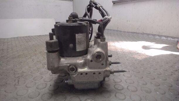Foto: HAUPTBREMSAGGREGAT ABS eines Nissan Almera 1.4 CLX