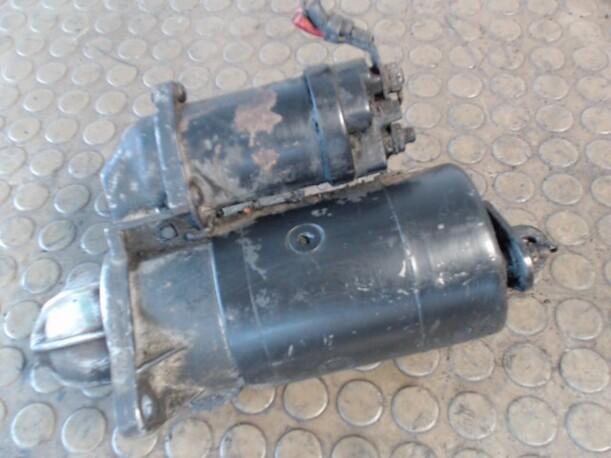 Foto: ANLASSER / STARTER BOSCH eines Opel Vectra Top