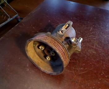 Foto: LENKGETRIEBEPUMPE eines Seat Arosa 1.4 MPI L