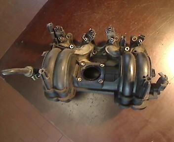 Foto: ANSAUGKRÜMMER eines Seat Arosa 1.4 MPI L