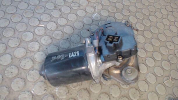 Foto: SCHEIBENWISCHERMOTOR VORN eines Mazda MX-3 16V