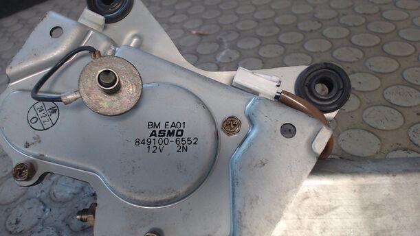 Foto: SCHEIBENWISCHERMOTOR HINTEN eines Mazda MX-3 16V