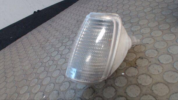 Foto: BLINKER VORN LINKS eines VW Polo CLX