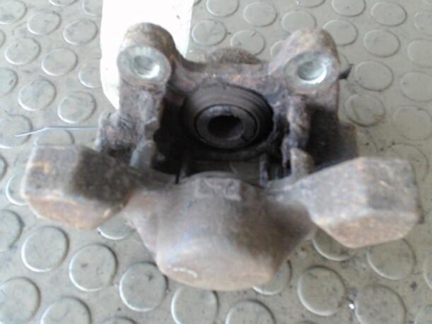 Foto: BREMSSATTEL HINTEN RECHTS eines Opel Vectra 1.8 Caravan CLX