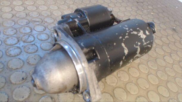 Foto: ANLASSER / STARTER BOSCH eines Audi 80 CLX