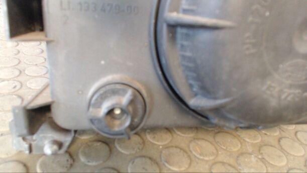 Foto: SCHEINWERFER LINKS eines VW Passat 1.8 CLX