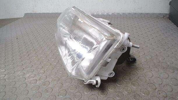 Foto: SCHEINWERFER LINKS eines Nissan Primera 1.6 CLX