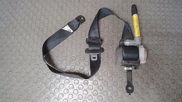 Foto: SICHERHEITSGURT VORN LINKS eines Nissan Primera 1.6 CLX