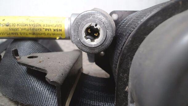 Foto: SICHERHEITSGURT VORN LINKS eines Nissan Primera 1.6 CLX