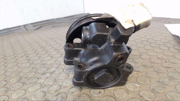 Foto: LENKGETRIEBEPUMPE eines Ford Focus Turnier DI