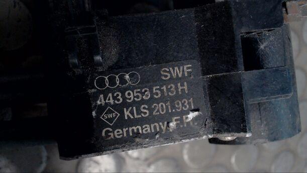 Foto: BLINK/-KOMBISCHALTER eines Audi 100 Avant 2.0 E CLX