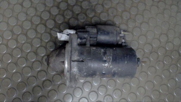 Foto: ANLASSER / STARTER BOSCH eines Audi 100 Avant 2.0 E CLX