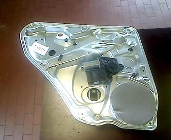 Foto: FENSTERHEBER HL eines VW Passat 1.8 5V