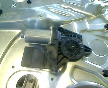 Foto: FENSTERHEBER HL eines VW Passat 1.8 5V