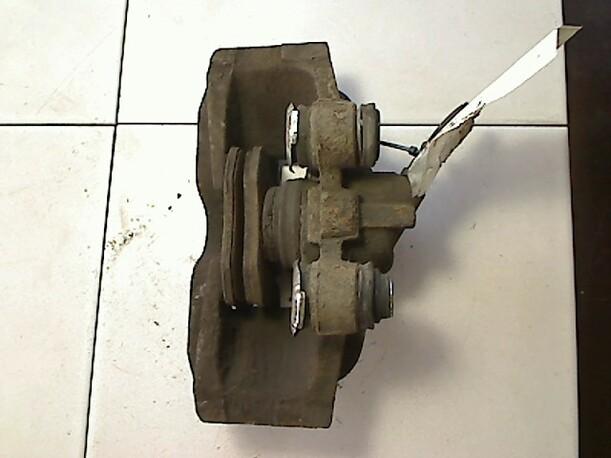 Foto: BREMSSATTEL VORN LINKS eines Renault Twingo 1.3 CLX