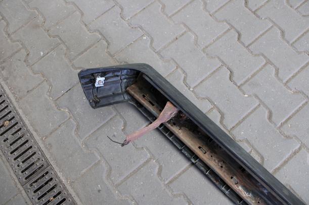 Foto: STOßSTANGE / STOSSFÄNGER HINTEN eines VW GOLF L CLX