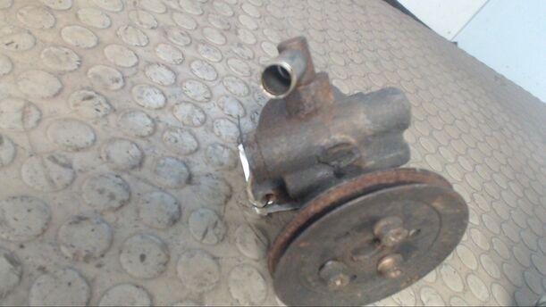 Foto: LENKGETRIEBEPUMPE eines VW Passat Variant 1.8 CLX