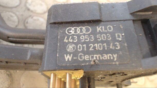 Foto: SCHEIBENWISCHERSCHALTER eines Audi 80 1.8 CLX