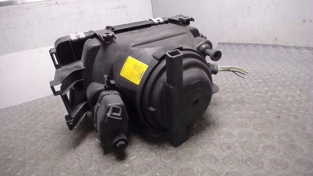 Foto: SCHEINWERFER LINKS BOSCH eines Audi 100 2.3 E CLX