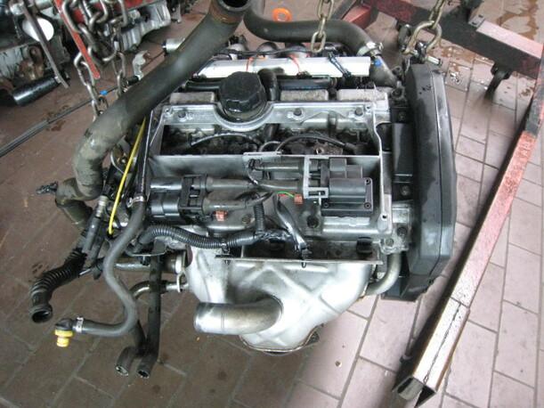 Foto: MOTOR B4164S eines Volvo V40 1.6 CLX