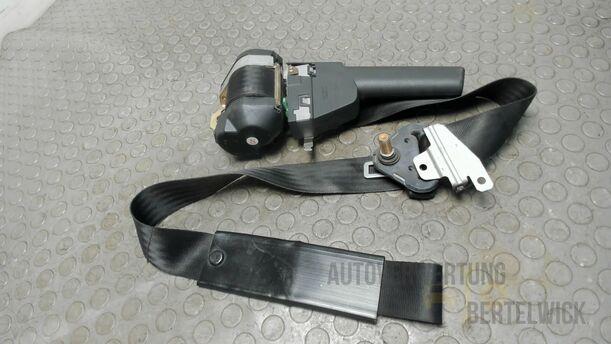 Foto: SICHERHEITSGURT VORNE LINKS eines Alfa Romeo 145 1.4 Twin Spark CLX