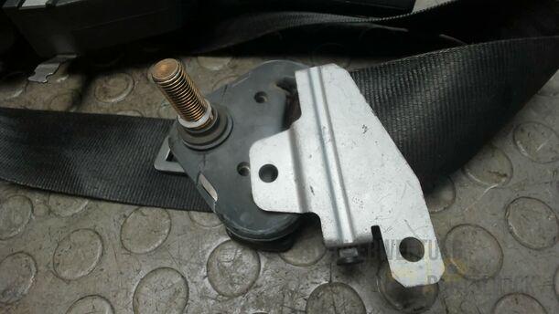 Foto: SICHERHEITSGURT VORNE LINKS eines Alfa Romeo 145 1.4 Twin Spark CLX