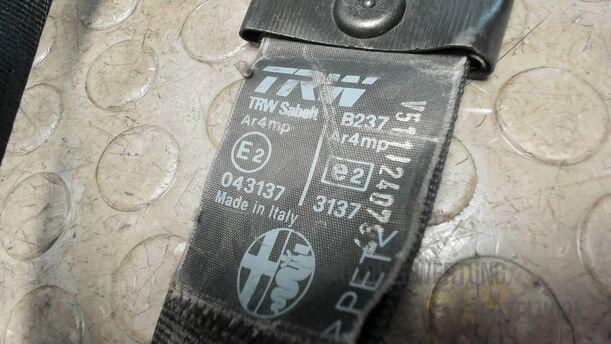 Foto: SICHERHEITSGURT VORNE LINKS eines Alfa Romeo 145 1.4 Twin Spark CLX