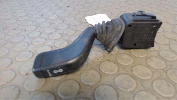 Foto: BLINKSCHALTER/KOMBISCHALTER eines Opel Vectra TD CLX