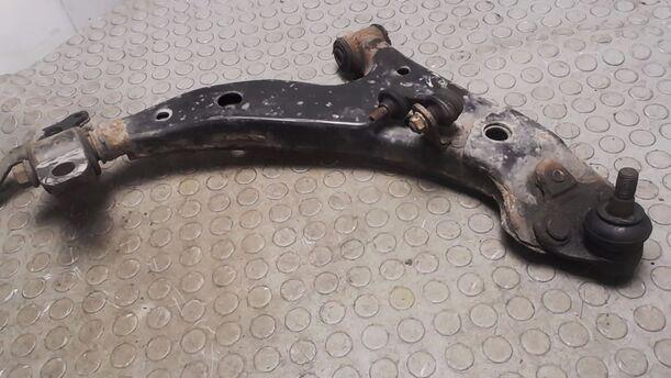 Foto: QUERLENKER VORN RECHTS eines Toyota Corolla