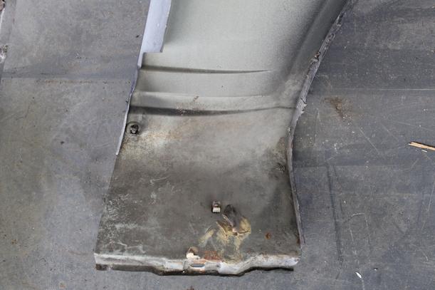 Foto: KOTFLÜGEL LINKS eines Volvo 460 1.8i