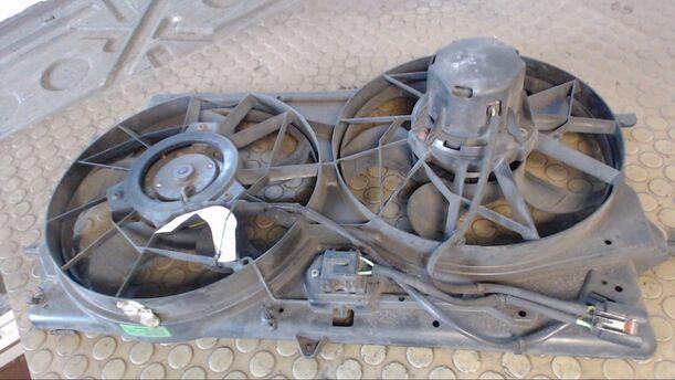 Foto: ELEKTROLÜFTER eines Ford Focus DI CLX