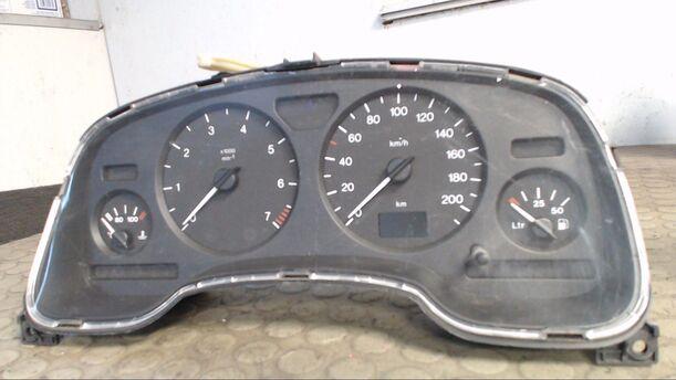 Foto: TACHOEINHEIT eines Opel Astra 1.6 Caravan
