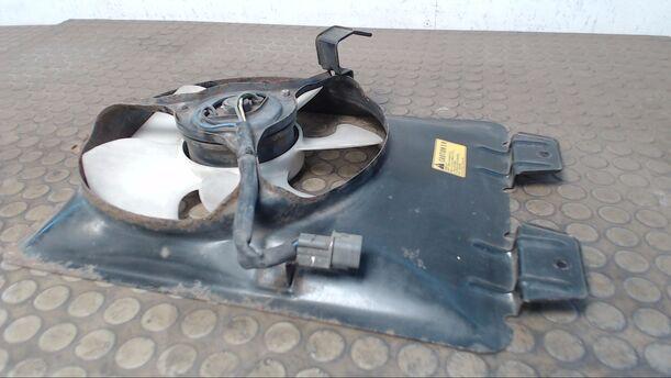 Foto: ELEKTROLÜFTER eines Mitsubishi Carisma 1600