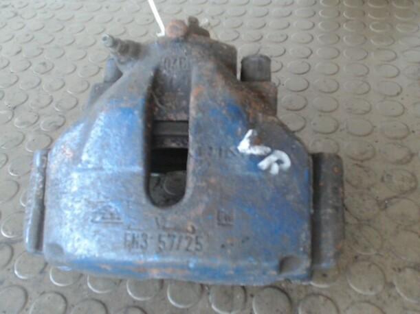 Foto: BREMSSATTEL VORN RECHTS eines Opel Vectra 2.0