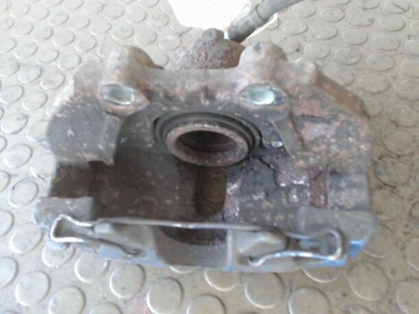 Foto: BREMSSATTEL VORN RECHTS eines Opel Vectra 2.0