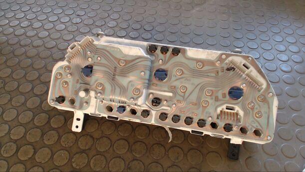 Foto: TACHOEINHEIT eines Rover 214 i