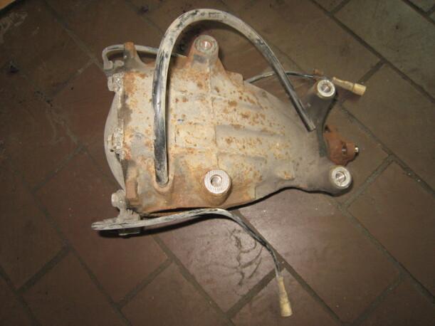Foto: HINTERACHSGETRIEBE eines Opel Calibra Turbo 16V 4x4 SE