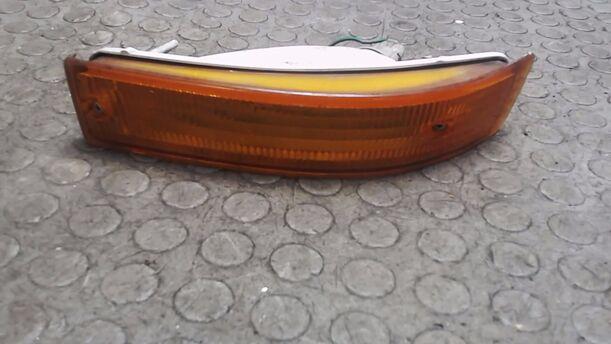 Foto: BLINKER / BLINKLEUCHTE LINKS eines Toyota Corolla 1.3