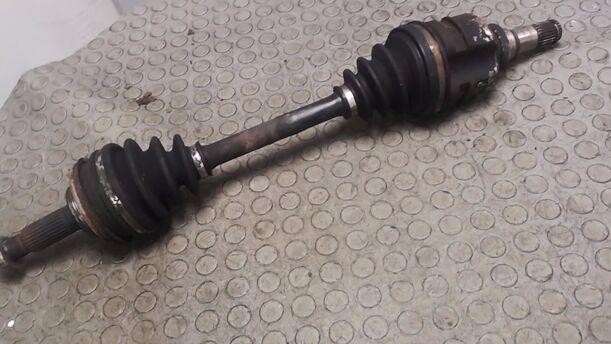 Foto: ANTRIEBSWELLE LINKS eines Toyota Corolla 1.3