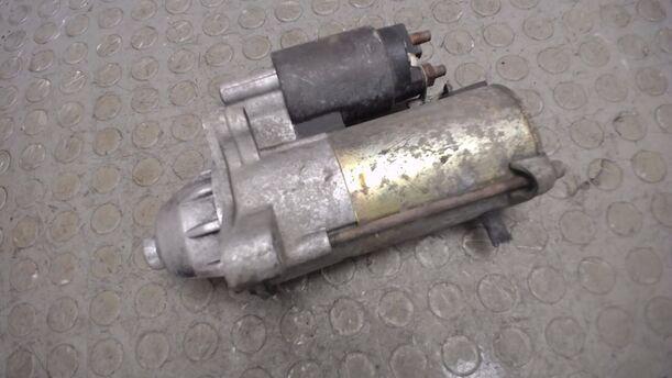 Foto: ANLASSER / STARTER eines Ford Escort Turnier 16V
