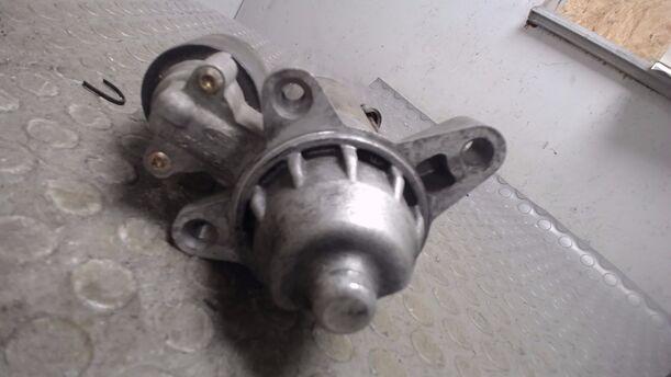 Foto: ANLASSER / STARTER eines Ford Escort Turnier 16V