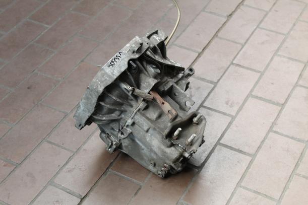 Foto: SCHALTGETRIEBE 4-GANG GW eines VW GOLF L