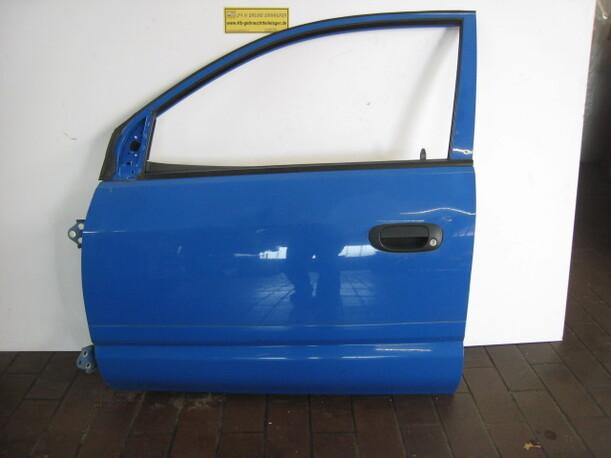 Foto: TÜR VORNE LINKS eines Mitsubishi Space Star GDI 1800