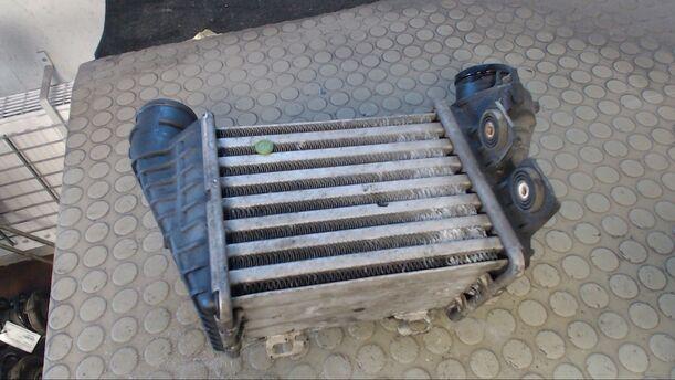 Foto: LADELUFTKÜHLER eines VW Golf 1.9 TDI
