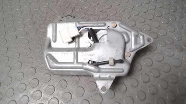Foto: SCHEIBENWISCHERMOTOR HINTEN eines Renault R 21 Nevada